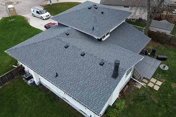 Antonyshyn Roofing's Impeccable Craftsmanship: New Roofing Excellence