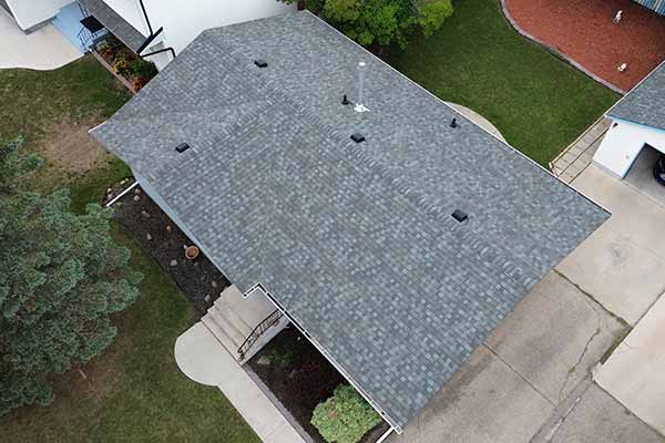 Antonyshyn Roofing: Protecting Winnipeg Families with New Roof Solutions