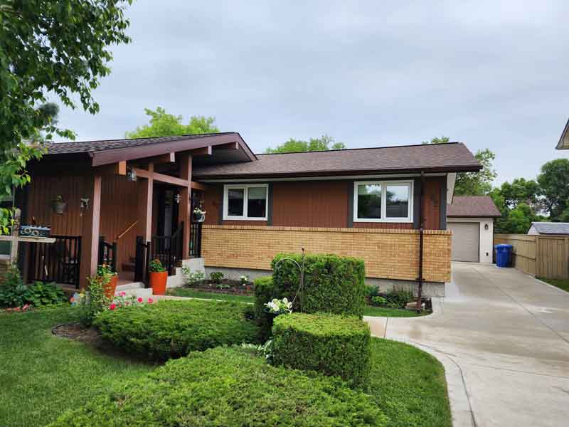 Winnipeg Roof Revamps: Unveiling Architectural Excellence